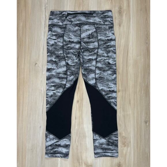 Lululemon Pace Rival Crop Tights 22” Luxtreme Hazy Days Black White sz 6 / S - Picture 3 of 15